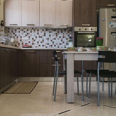 Spacious Home With Parking Chania  Buitenkant foto