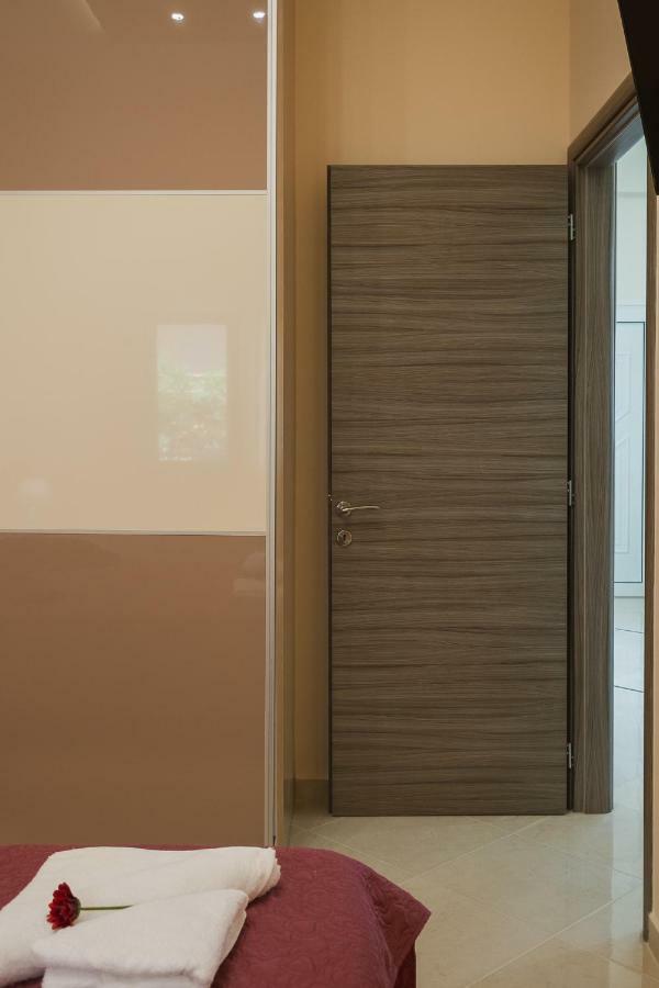 Spacious Home With Parking Chania  Buitenkant foto