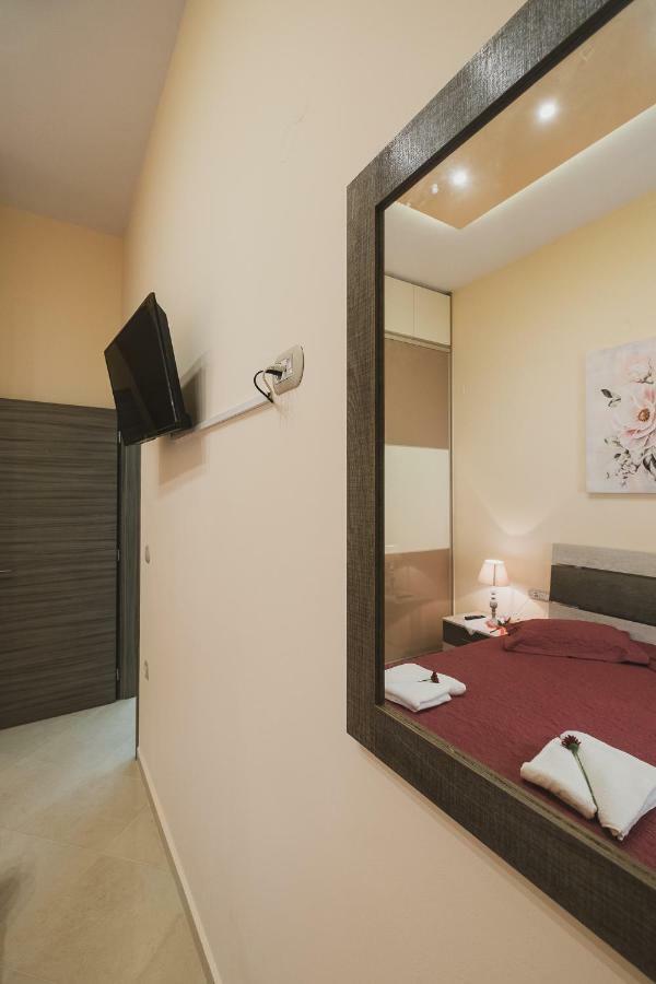 Spacious Home With Parking Chania  Buitenkant foto